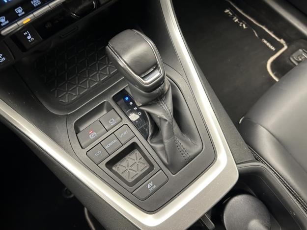 TOYOTA RAV4 2WD Dynamic business  