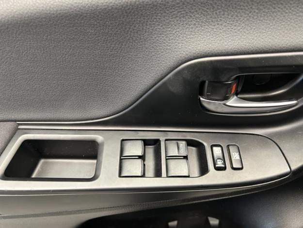 TOYOTA Yaris 1.5 VVT-I HYBRID Collection  