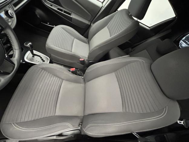 TOYOTA Yaris 1.5 VVT-I HYBRID Collection  