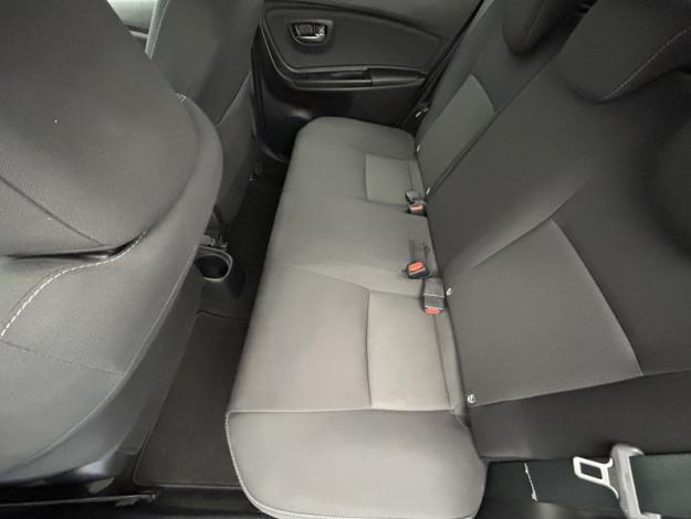 TOYOTA Yaris 1.5 VVT-I HYBRID Collection  