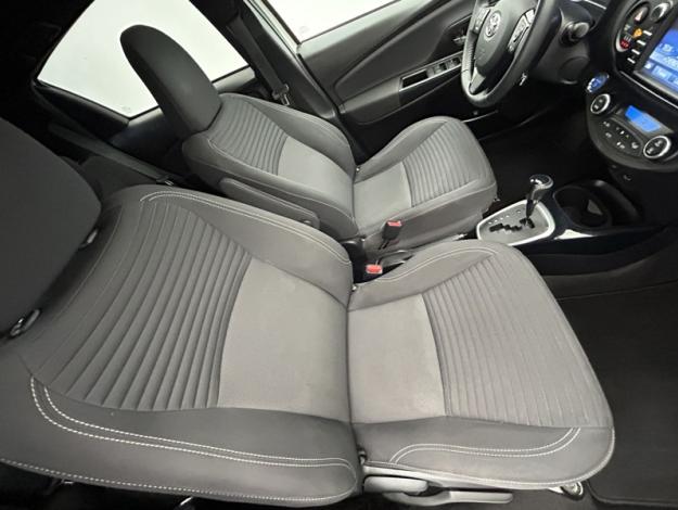 TOYOTA Yaris 1.5 VVT-I HYBRID Collection  