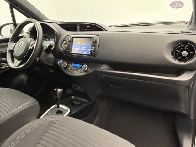TOYOTA Yaris 1.5 VVT-I HYBRID Collection  