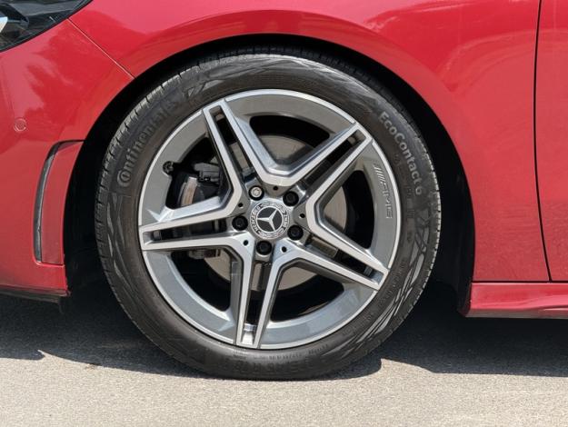 MERCEDES-BENZ Classe B 180 AMG Line Edition  Classe B 180 AMG Line Edition