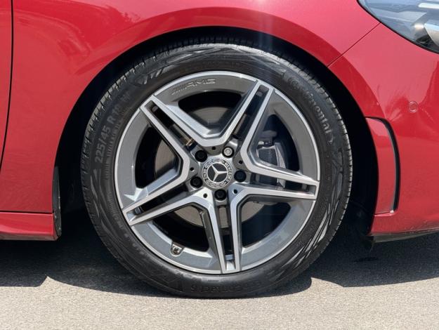 MERCEDES-BENZ Classe B 180 AMG Line Edition  Classe B 180 AMG Line Edition