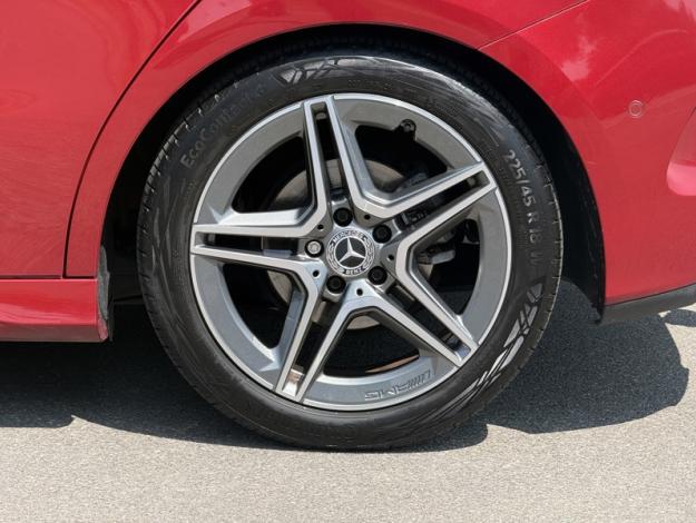 MERCEDES-BENZ Classe B 180 AMG Line Edition  Classe B 180 AMG Line Edition