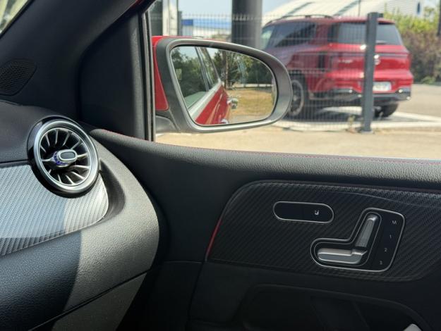 MERCEDES-BENZ Classe B 180 AMG Line Edition  Classe B 180 AMG Line Edition