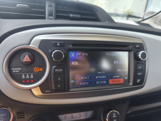 TOYOTA Yaris Hybrid 100h Dynamic  