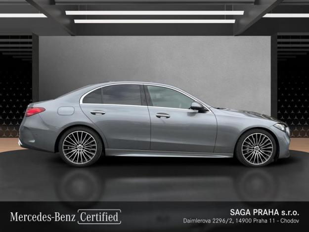 MERCEDES-BENZ C-Třída C 220 d 4MATIC AMG Edition (6/21)