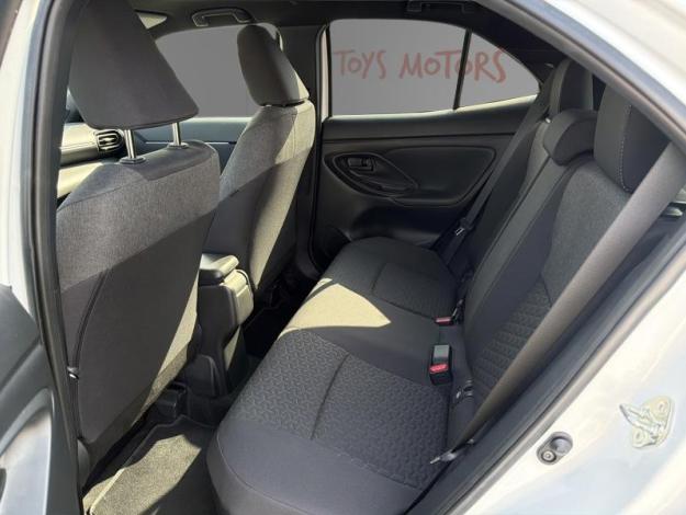 TOYOTA Yaris Cross 1.5 HYBRID 116H DESIGN Cargo  