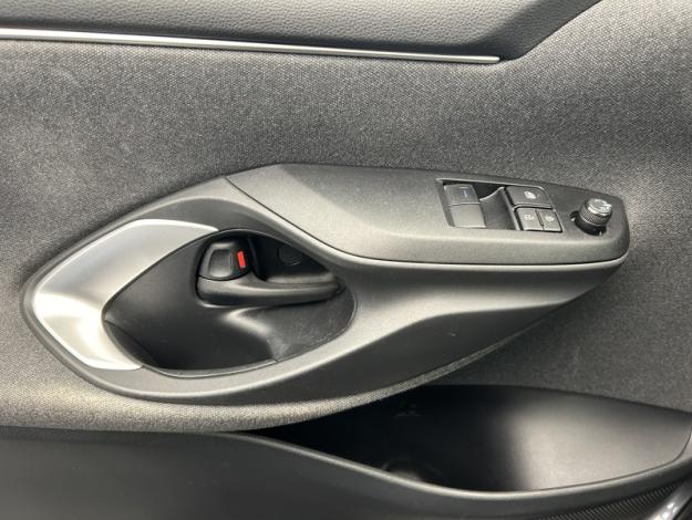 TOYOTA Yaris 70 VVT-i Dynamic  