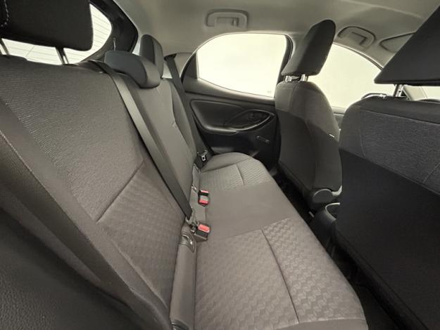 TOYOTA Yaris 70 VVT-i Dynamic  