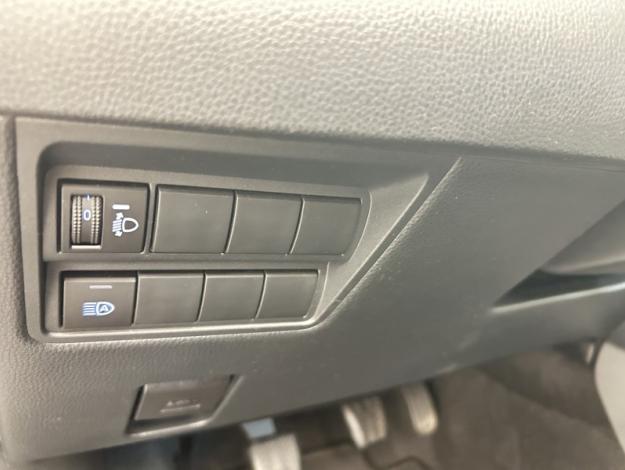 TOYOTA Yaris 70 VVT-i Dynamic  