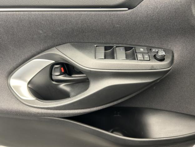 TOYOTA Yaris Cross 1.5 116H DESIGN   