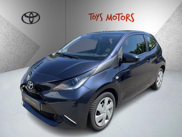 TOYOTA Aygo 69 x-play  
