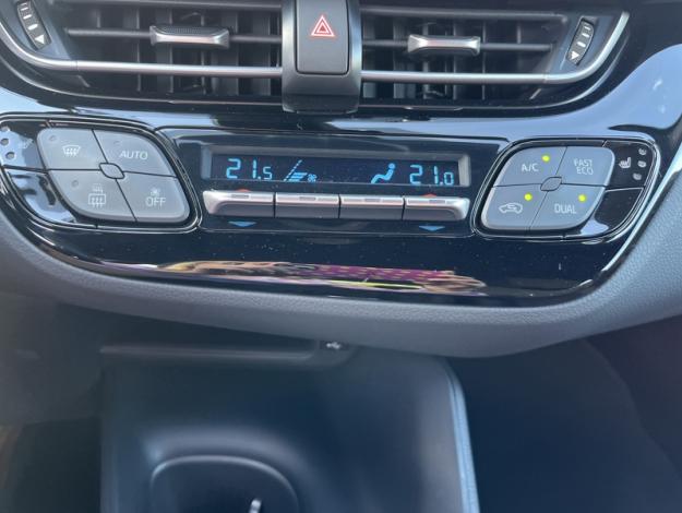 TOYOTA C-HR Hybride 184 Dynamic Business  