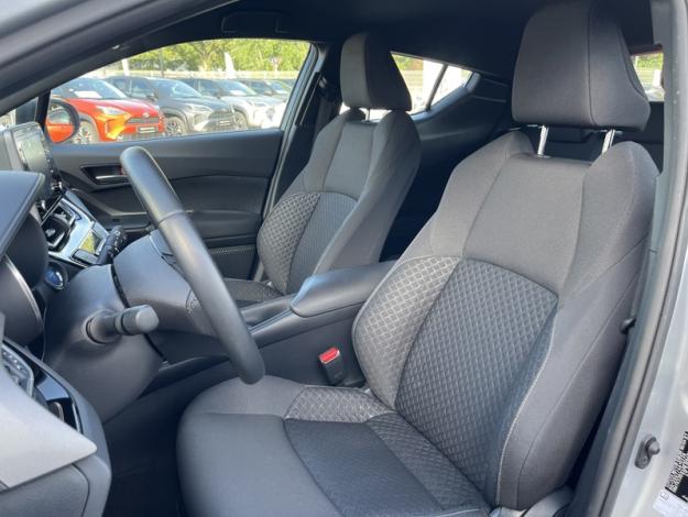 TOYOTA C-HR Hybride 184 Dynamic Business  