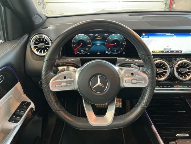 MERCEDES-BENZ GLB 200 D 4MATIC AMG Pack Night attelage  