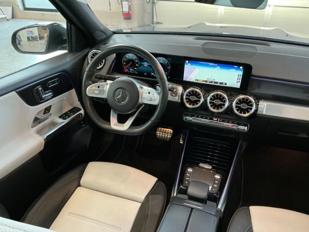 MERCEDES-BENZ GLB 200 D 4MATIC AMG Pack Night attelage  