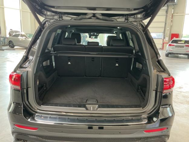 MERCEDES-BENZ GLB 200 D 4MATIC AMG Pack Night attelage  