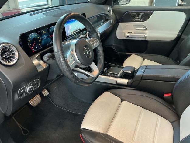 MERCEDES-BENZ GLB 200 D 4MATIC AMG Pack Night attelage  