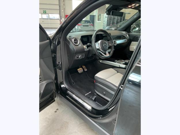 MERCEDES-BENZ GLB 200 D 4MATIC AMG Pack Night attelage  