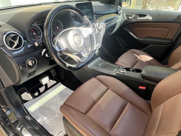 MERCEDES-BENZ Classe B B 200 d Fascination Pack AMG Line 
