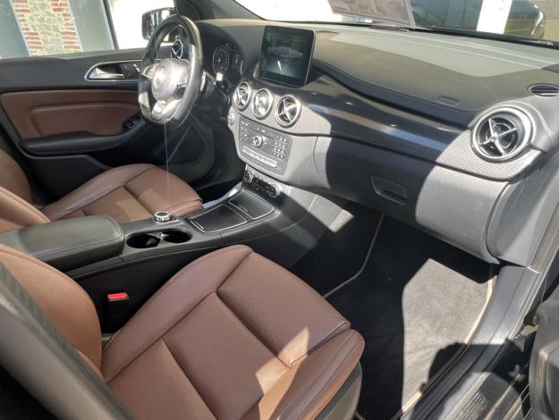 MERCEDES-BENZ Classe B B 200 d Fascination Pack AMG Line 