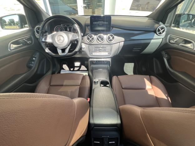 MERCEDES-BENZ Classe B B 200 d Fascination Pack AMG Line 