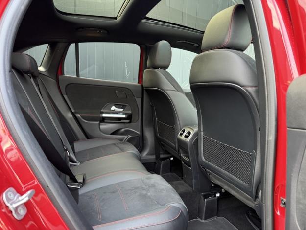 MERCEDES-BENZ GLA 200 d AMG Line  
