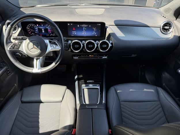 MERCEDES-BENZ GLA 200 d Progressive Line  