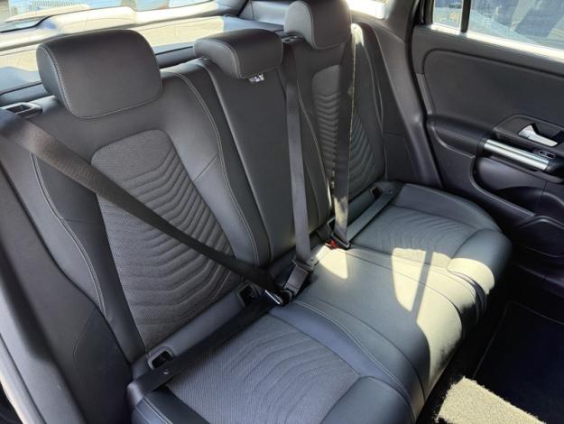 MERCEDES-BENZ GLA 200 d Progressive Line  