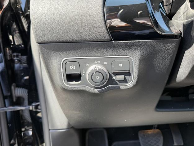 MERCEDES-BENZ GLA 200 d Progressive Line  