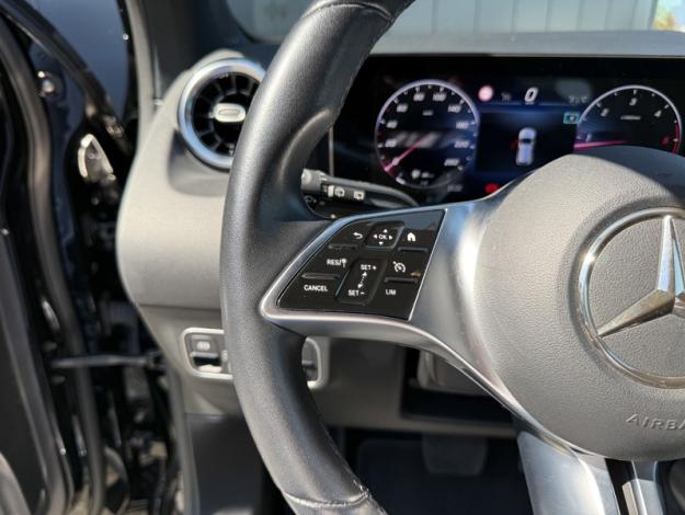 MERCEDES-BENZ GLA 200 d Progressive Line  