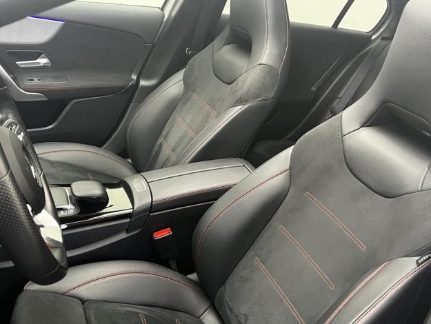 MERCEDES-BENZ Classe A 200 d AMG Line  