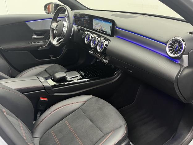 MERCEDES-BENZ Classe A 200 d AMG Line  