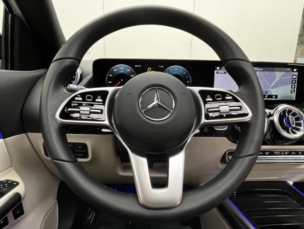 MERCEDES-BENZ GLA 250 e Progressive Line  