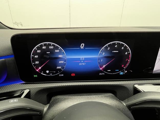 MERCEDES-BENZ Classe A 200 AMG Line  