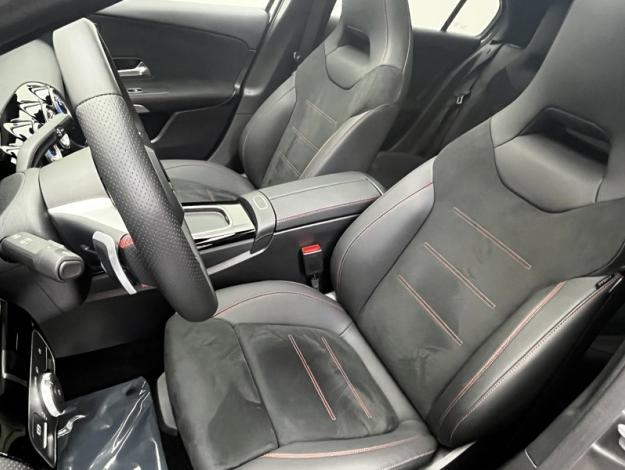 MERCEDES-BENZ Classe A 180 d AMG Line  