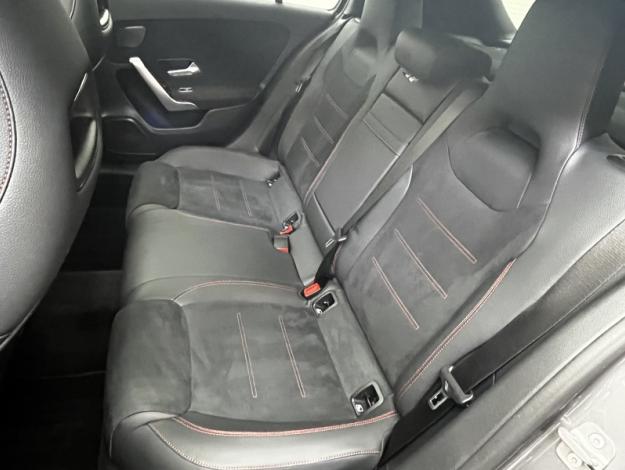 MERCEDES-BENZ Classe A 180 d AMG Line  