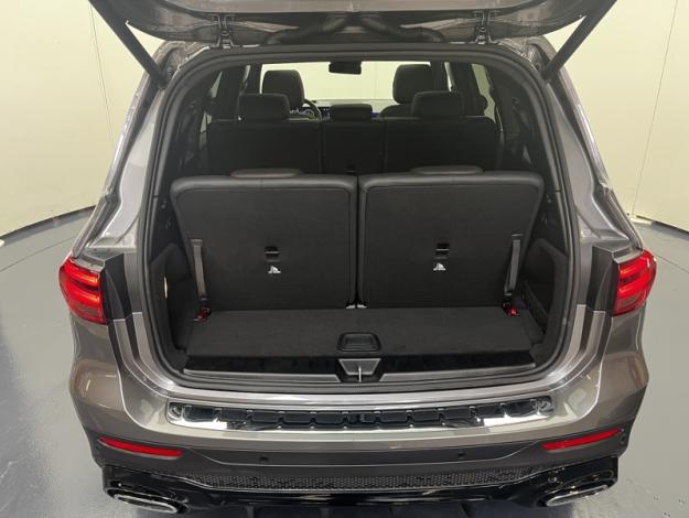 MERCEDES-BENZ GLB 200 d AMG Line  