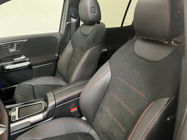 MERCEDES-BENZ GLB 200 d AMG Line  