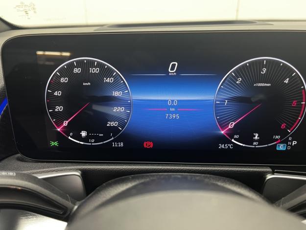 MERCEDES-BENZ GLB 200 d AMG Line  