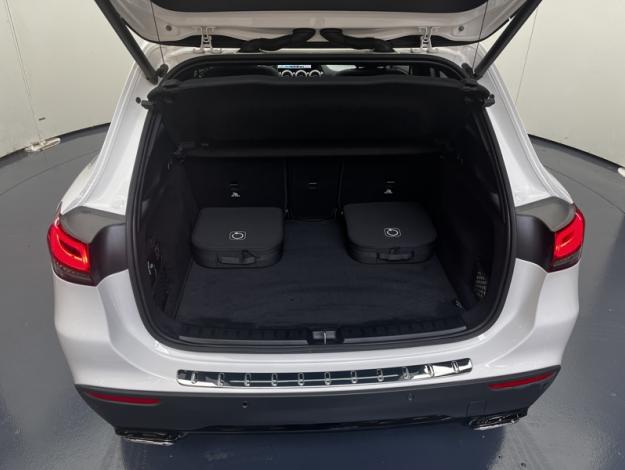 MERCEDES-BENZ GLA 250 e Progressive Line  