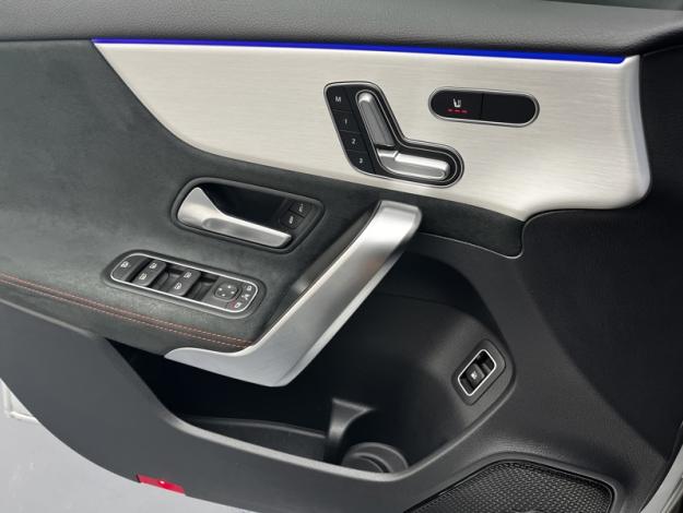 MERCEDES-BENZ Classe A 250 e Hybrid EQ AMG Line  
