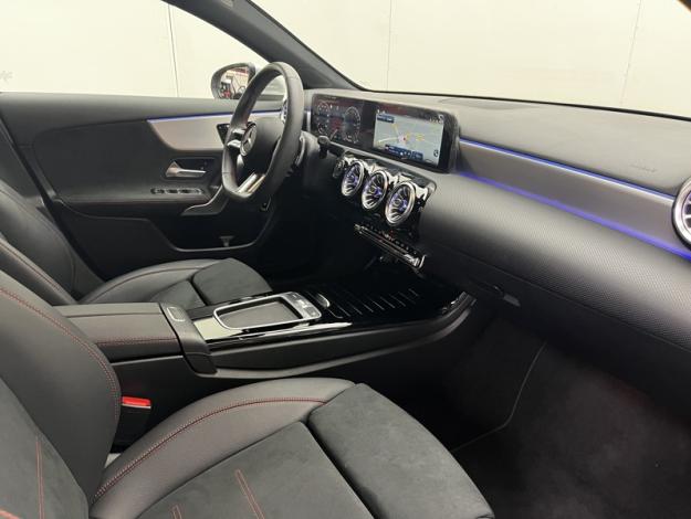 MERCEDES-BENZ Classe A 250 e Hybrid EQ AMG Line  