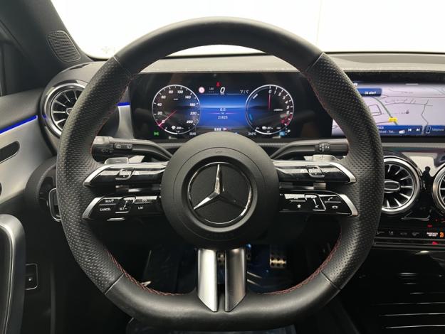 MERCEDES-BENZ Classe A 250 e Hybrid EQ AMG Line  
