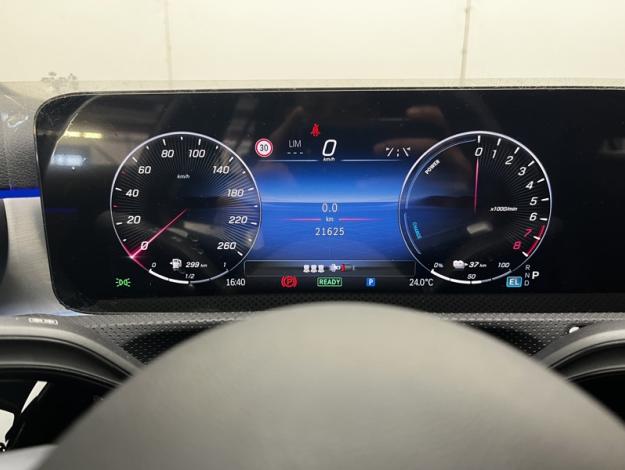 MERCEDES-BENZ Classe A 250 e Hybrid EQ AMG Line  