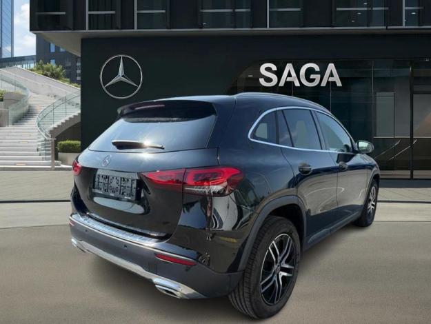 MERCEDES-BENZ GLA 180 d Progressive  