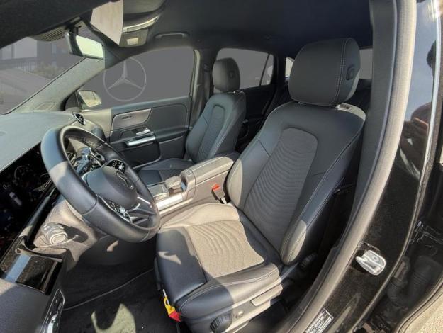 MERCEDES-BENZ GLA 180 d Progressive  
