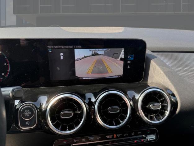 MERCEDES-BENZ GLA 180 d Progressive  
